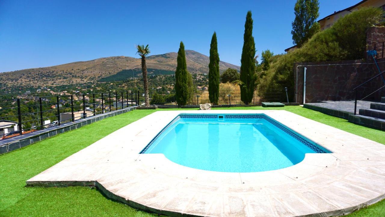 Villa Los Angeles El Espinar Exteriér fotografie